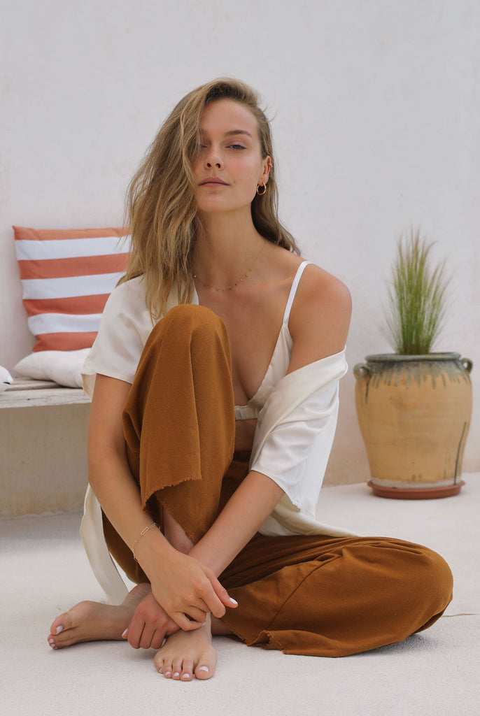 The Health and Environmental Benefits of Natural Raw Silk Clothing